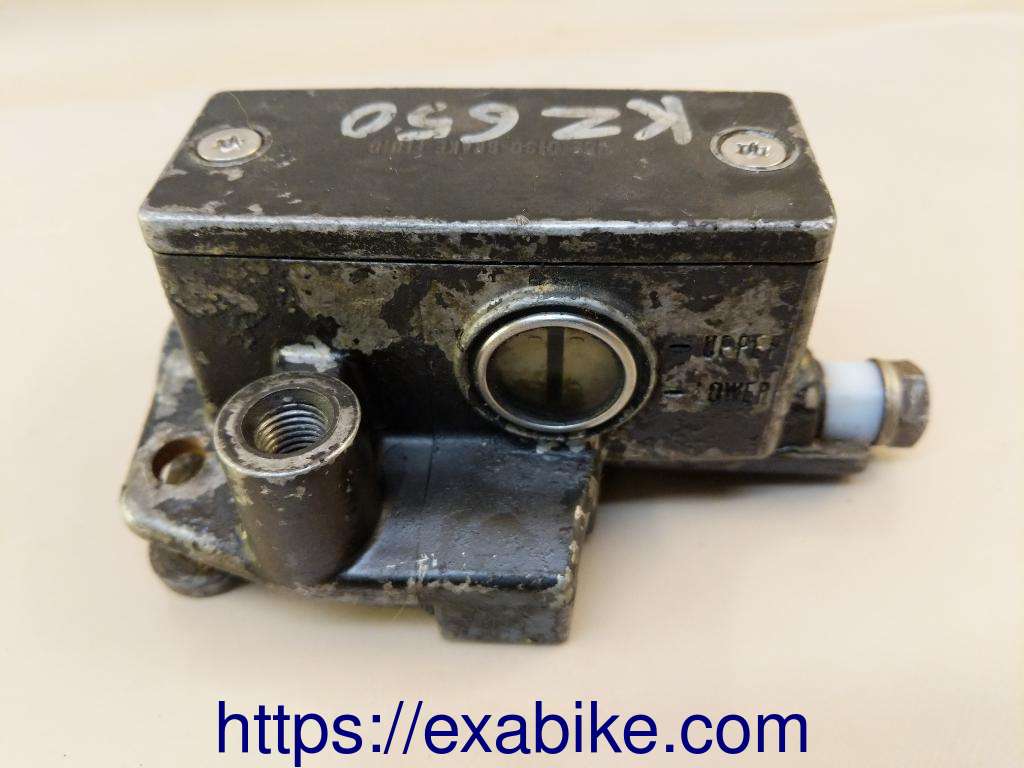 front master cylinder Kawasaki KZ650 - photo 2