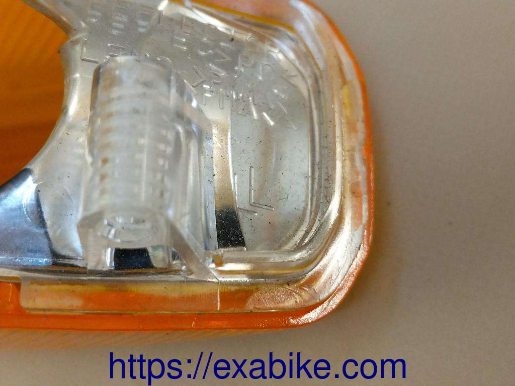 turn signal lens left Kawasaki Z1000 - photo 3