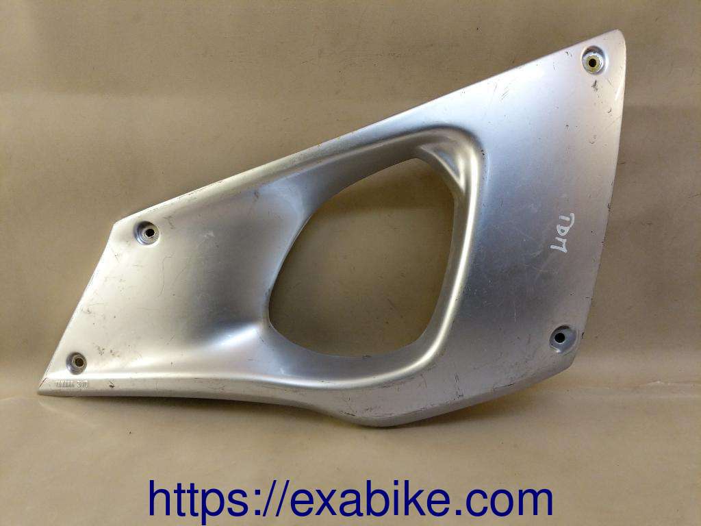 cache latéral droit Yamaha TDM 850 - photo 1