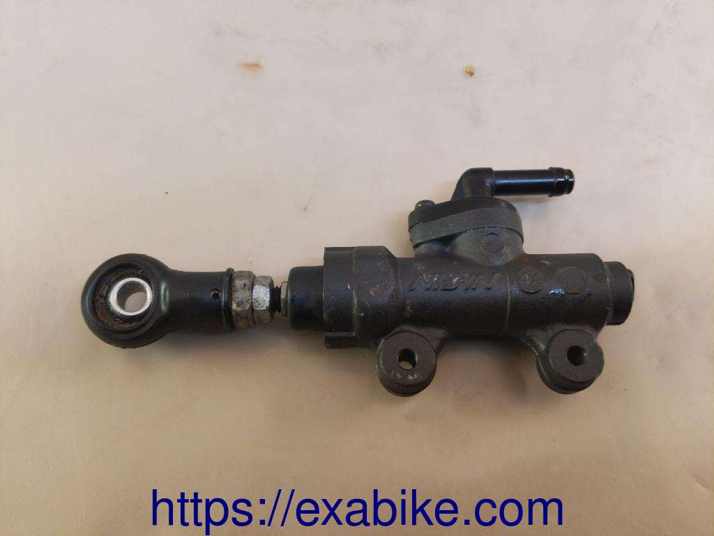 rear master cylinder Voir la photo ou référence modele a identifier - photo 2