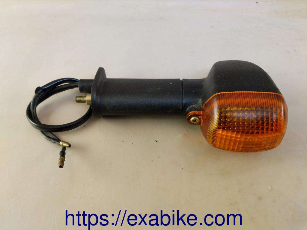 turn signal, rear right Yamaha R6 - photo 1