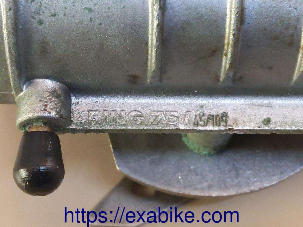 throttle body, left BMW R1150GS - photo 4