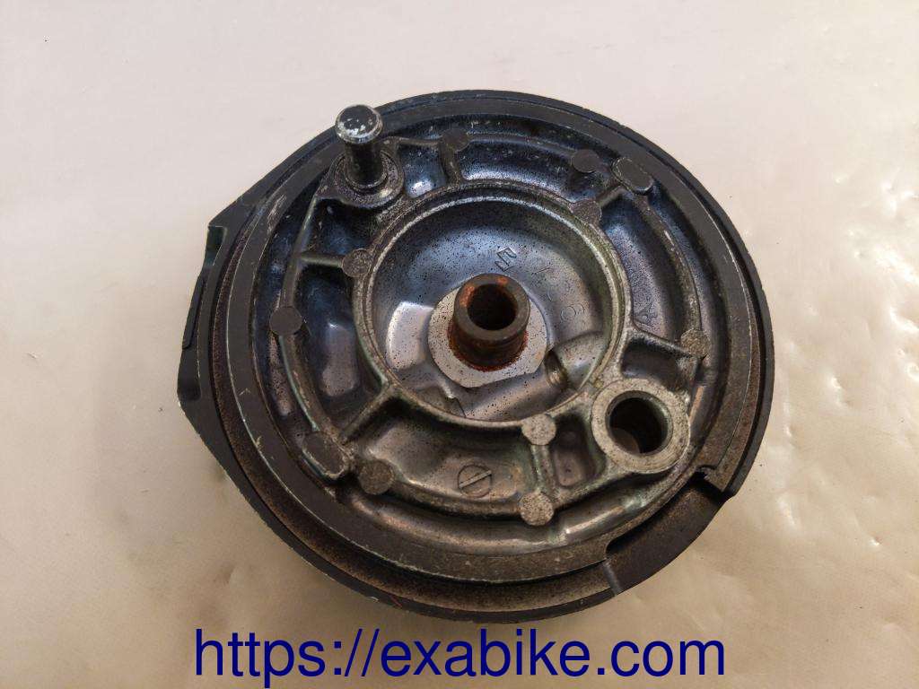 brake panel, front Suzuki TS 50 - photo 2