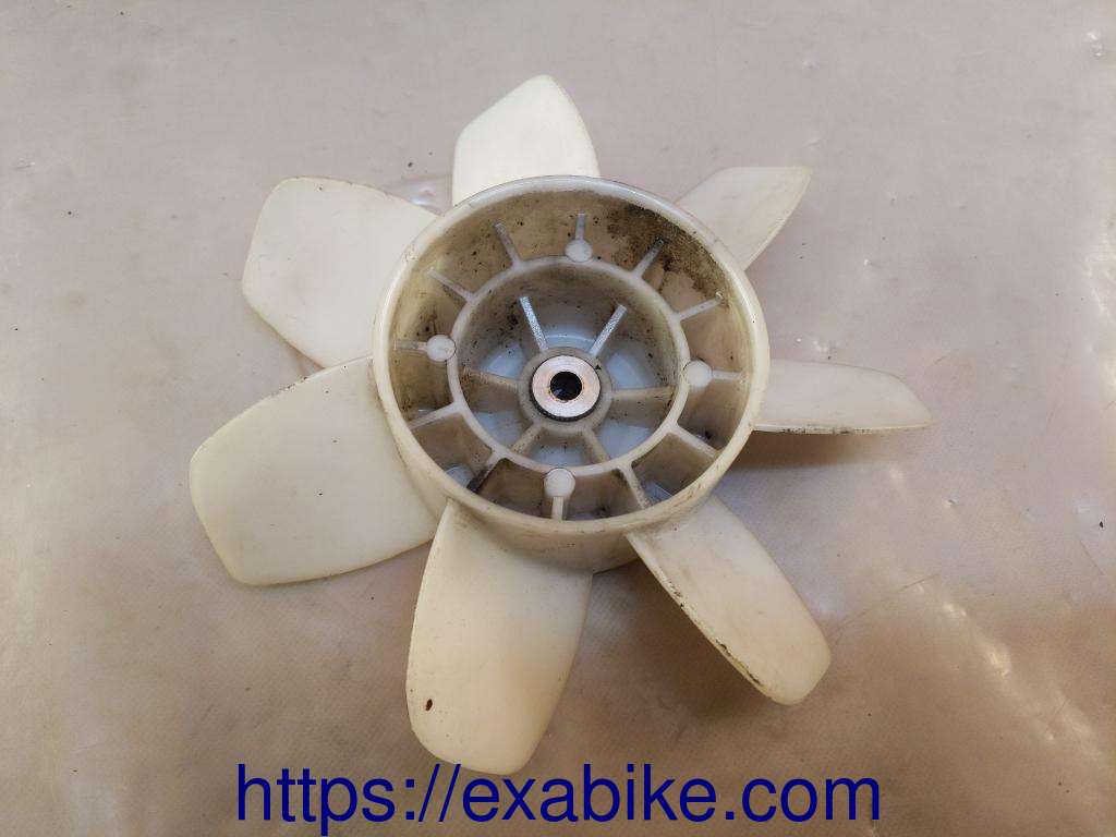 radiator fan Yamaha XZ 550 - photo 2