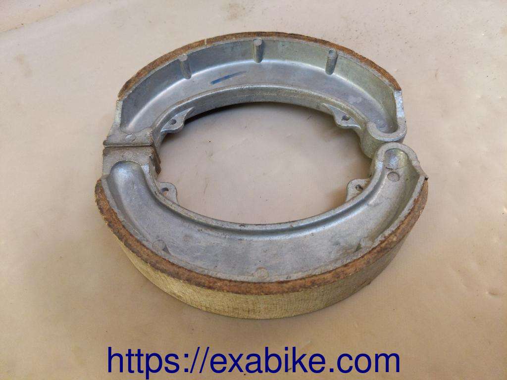 brake shoes Voir la photo ou référence modele a identifier - photo 1