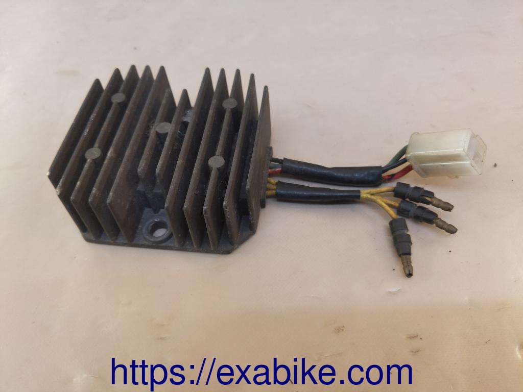 regulateur Honda XL 600 LM - photo 1
