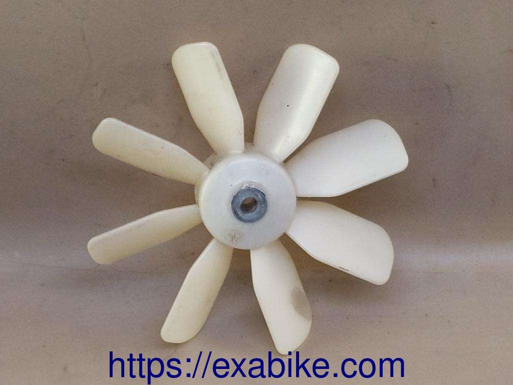 radiator fan Honda VF 400 F - photo 1