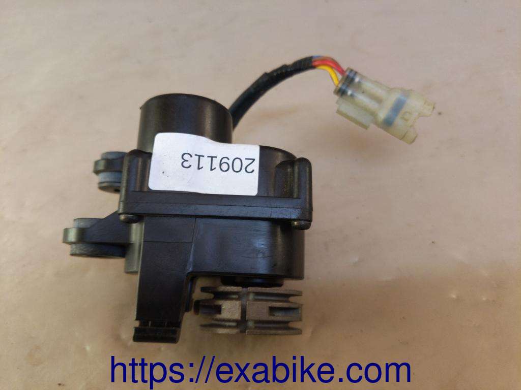 exhaust valve motor Honda CBR1000RR - photo 1