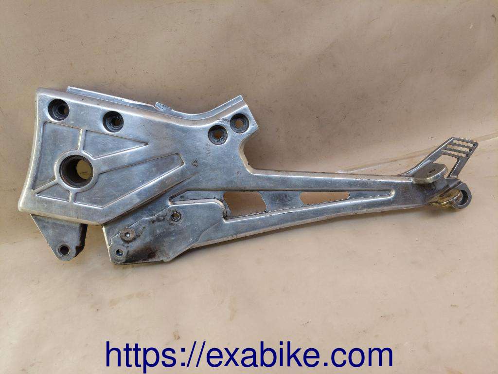 footrest plate, left Kawasaki GPZ 900 Ninja - photo 1