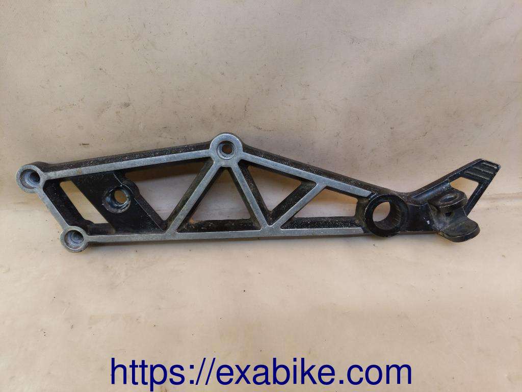 footrest plate, left Kawasaki GPZ 1100 ZX - photo 1
