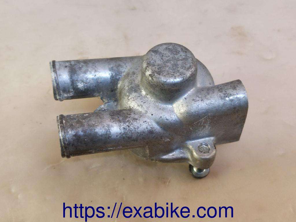 thermostat case Kawasaki KLE 500 - photo 2