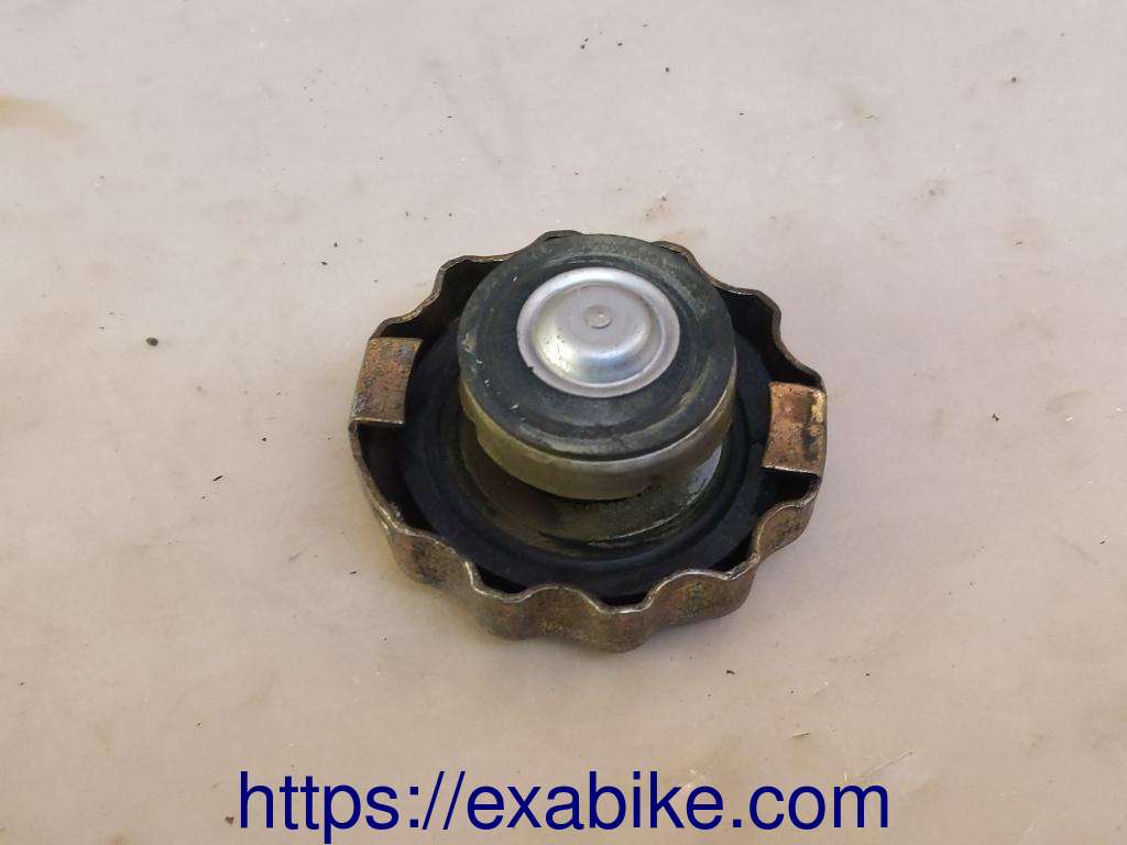 radiator cap Honda VT 600 Shadow - photo 2