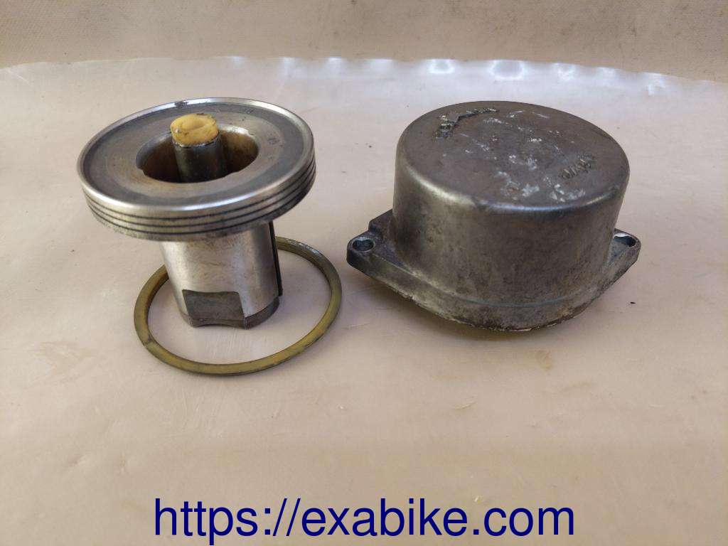 carburetor valve Honda CB 400 N - photo 1