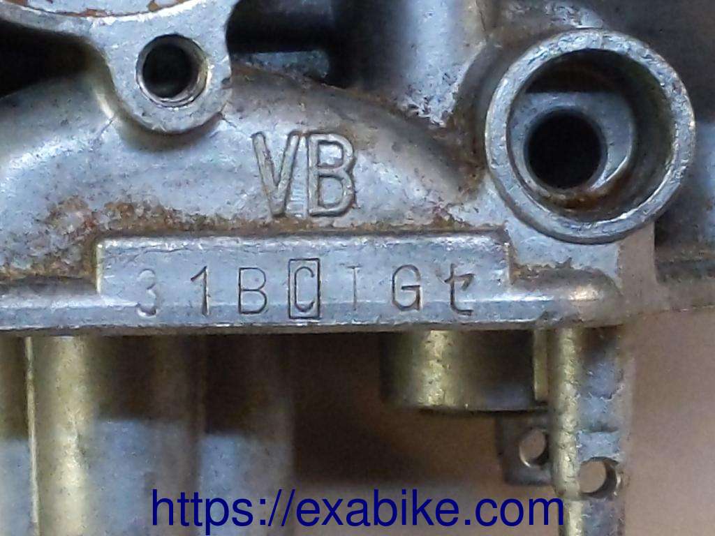 carburetor body, right Honda CB 400 N - photo 5