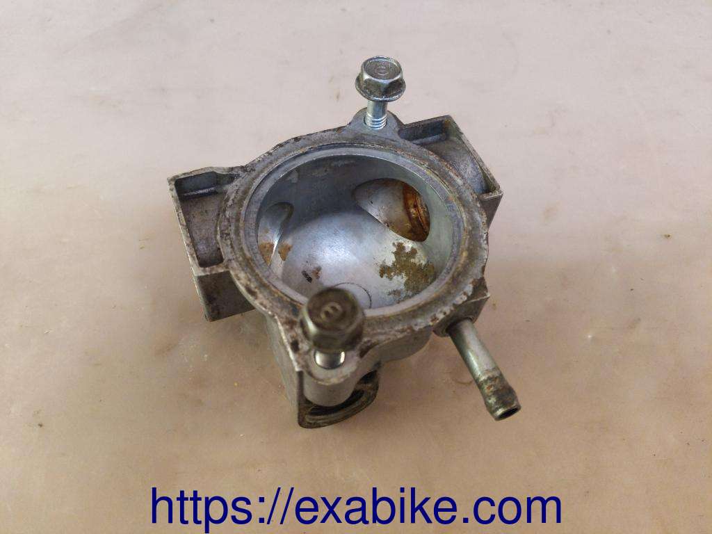 thermostat case Honda CX 500 - photo 1