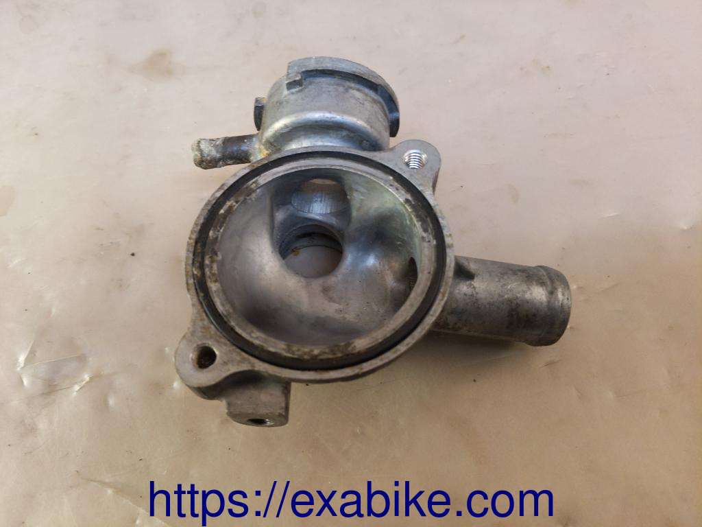 thermostat cover Honda CBR1000F - photo 1