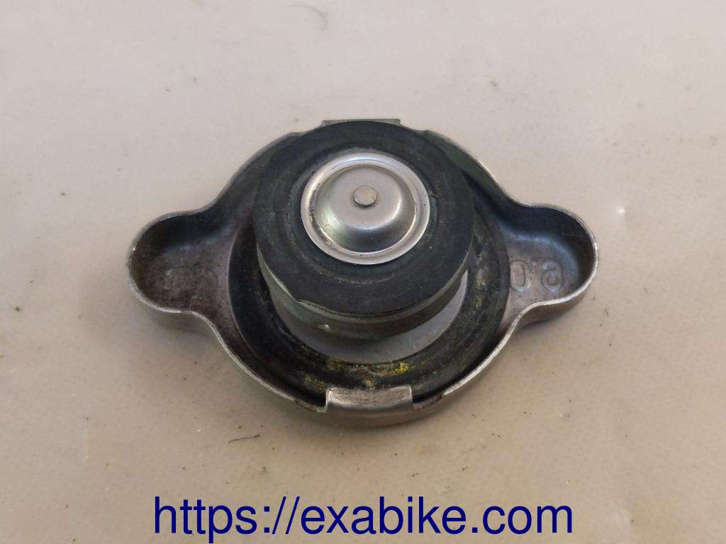 radiator cap Honda VT 250 - photo 2