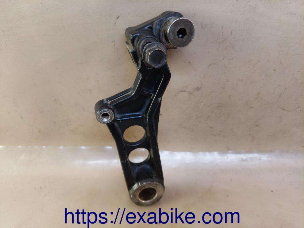 support étrier arrière Honda VF750F - photo 1