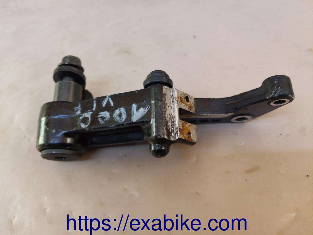 support étrier avant droit Honda VF1000F - photo 2