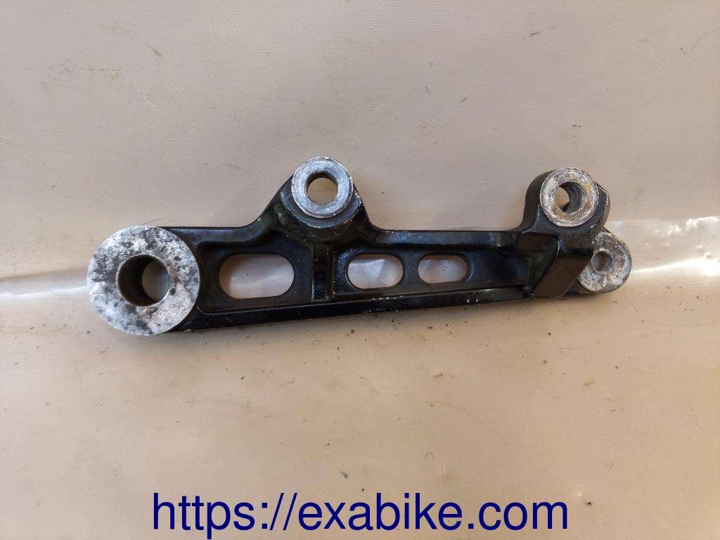 caliper bracket, rear Yamaha XJ 600 Diversion - photo 3