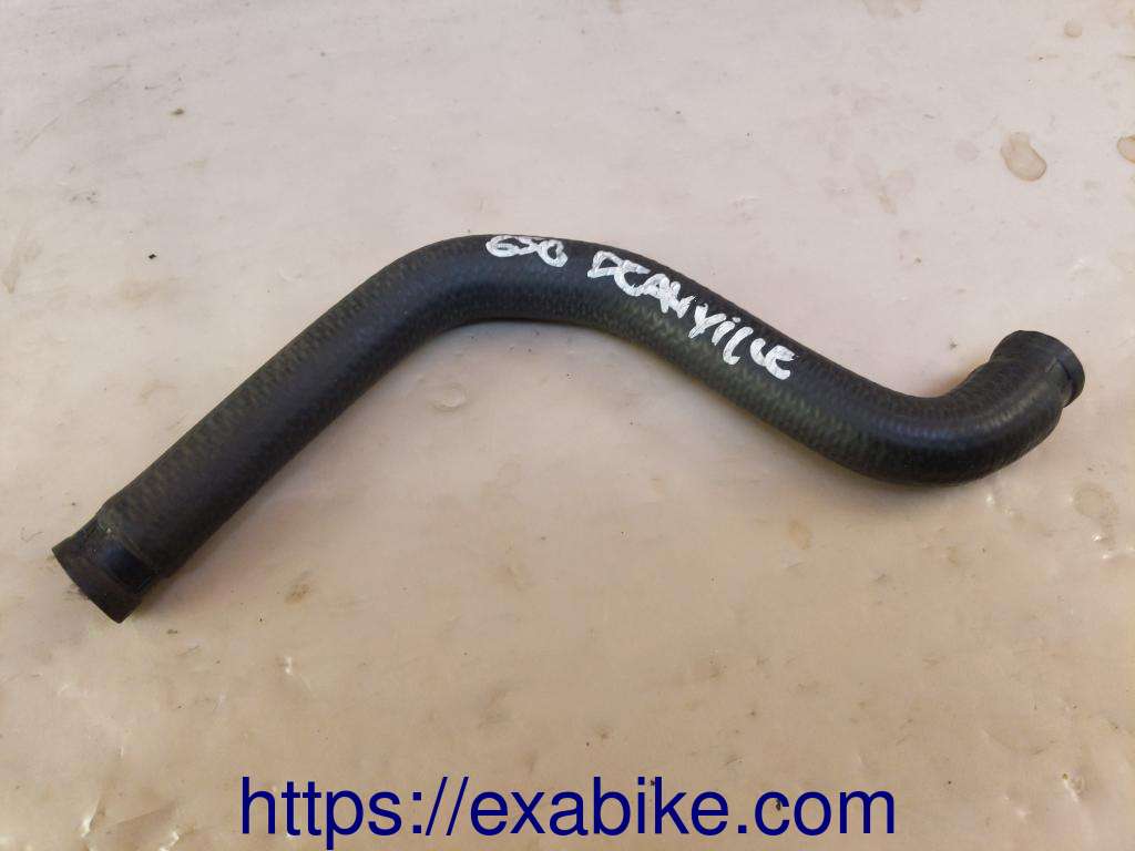 water hose Honda Deauville 650 - photo 1
