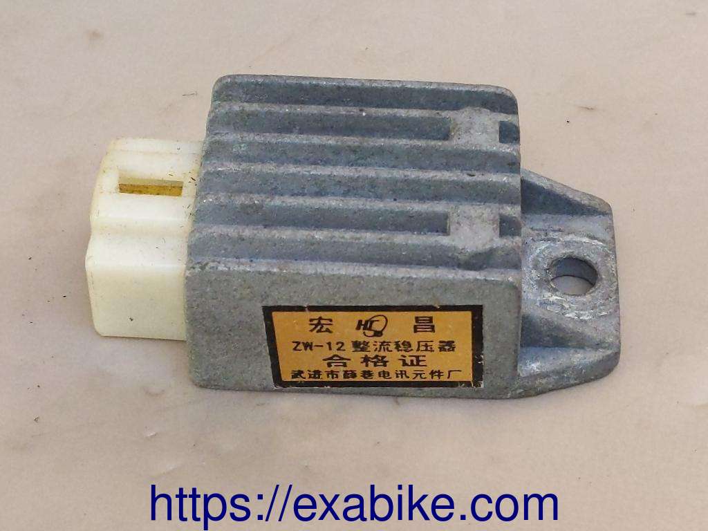 voltage regulator Keeway Hurricane 50 - photo 2
