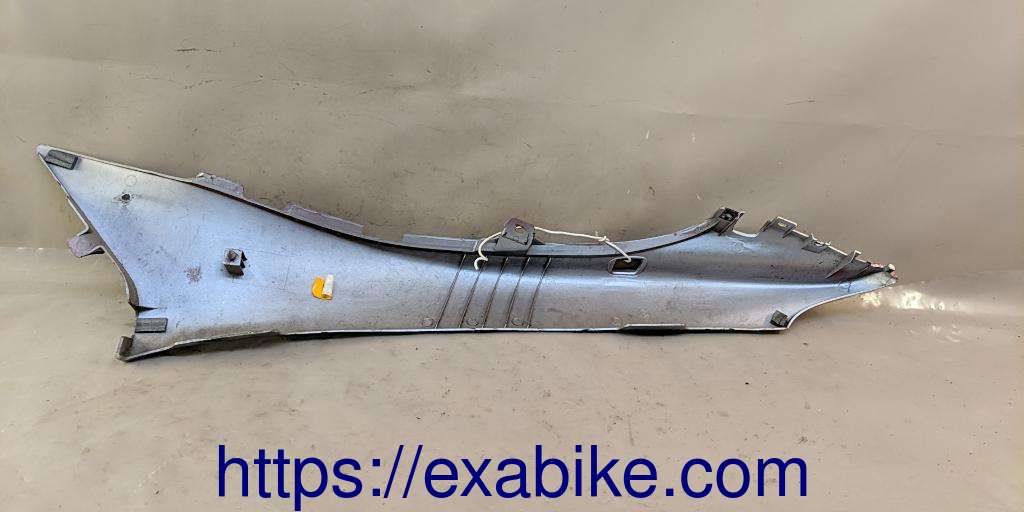 rear side fairing, right Yamaha XJ 600 Diversion - photo 3