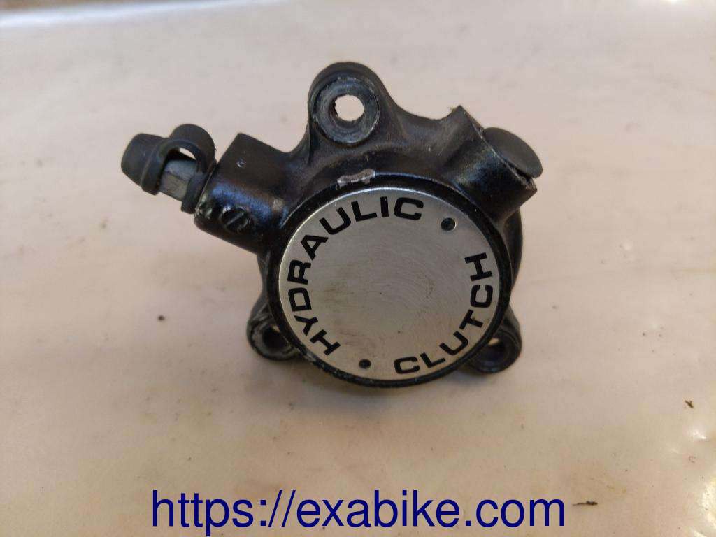 clutch slave cylinder Honda VF750F - photo 1