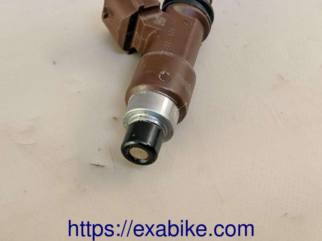 injector Honda CBR1000RR - photo 2