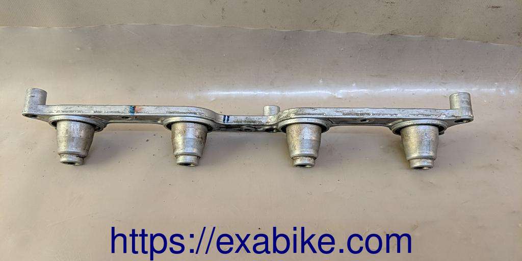 support d'injecteurs Honda CBR1000RR - photo 1
