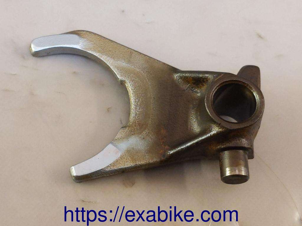 gearshift fork Kawasaki ZR-7 - photo 1