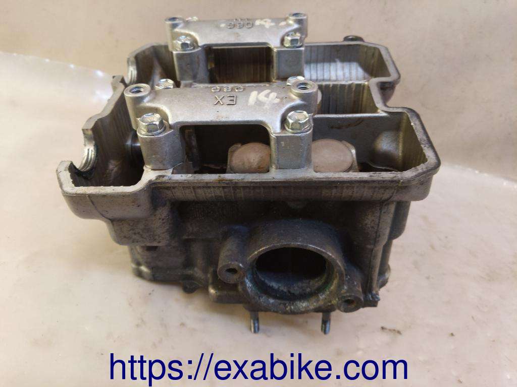 cylinder head, front Suzuki SV 1000 - photo 2