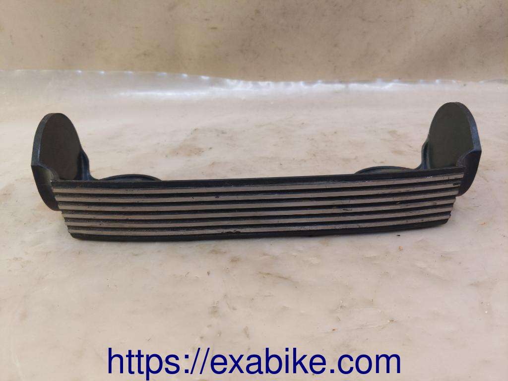 emblem Suzuki GSX400F - photo 1