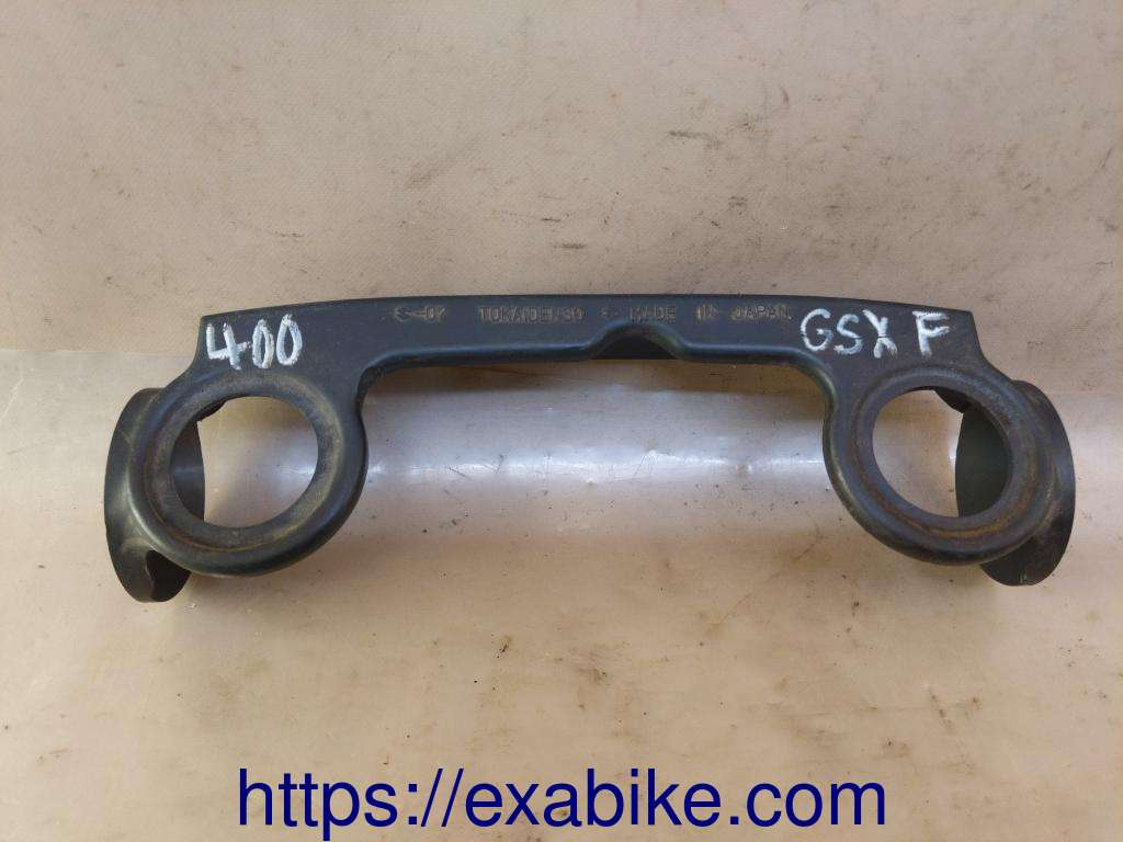 emblem Suzuki GSX400F - photo 2