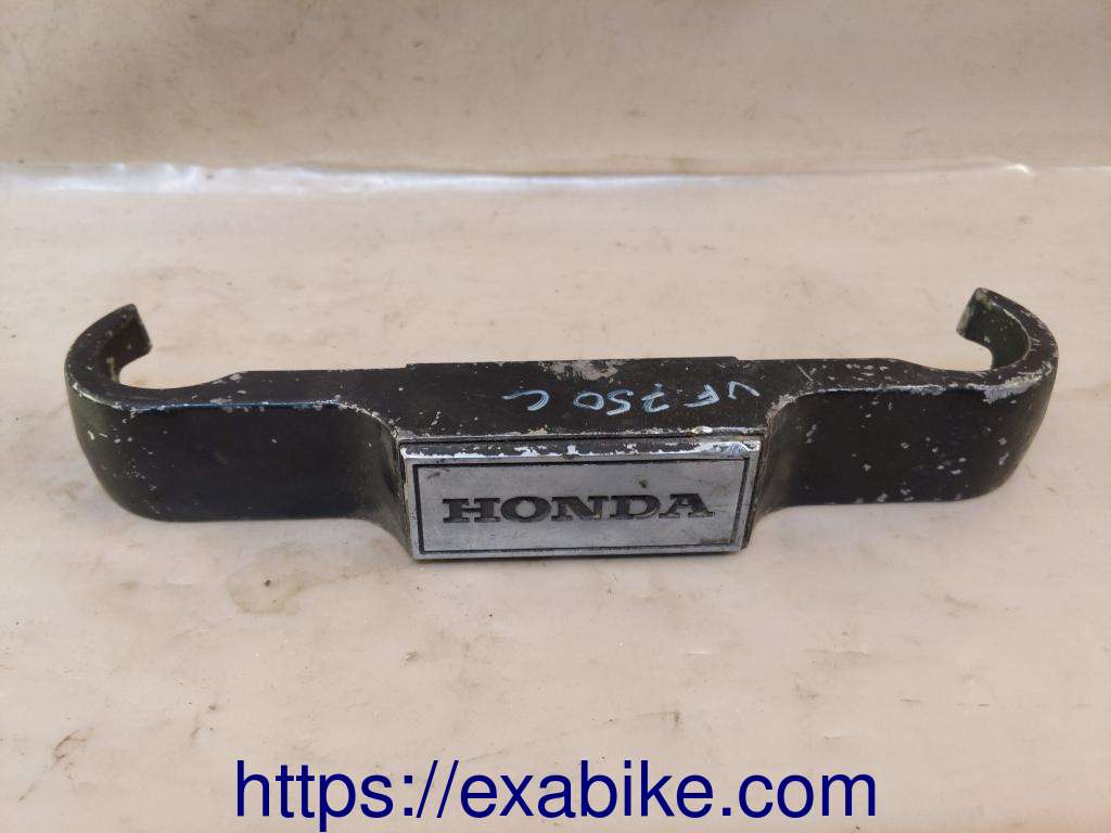 emblem Honda VFC 750 - photo 1