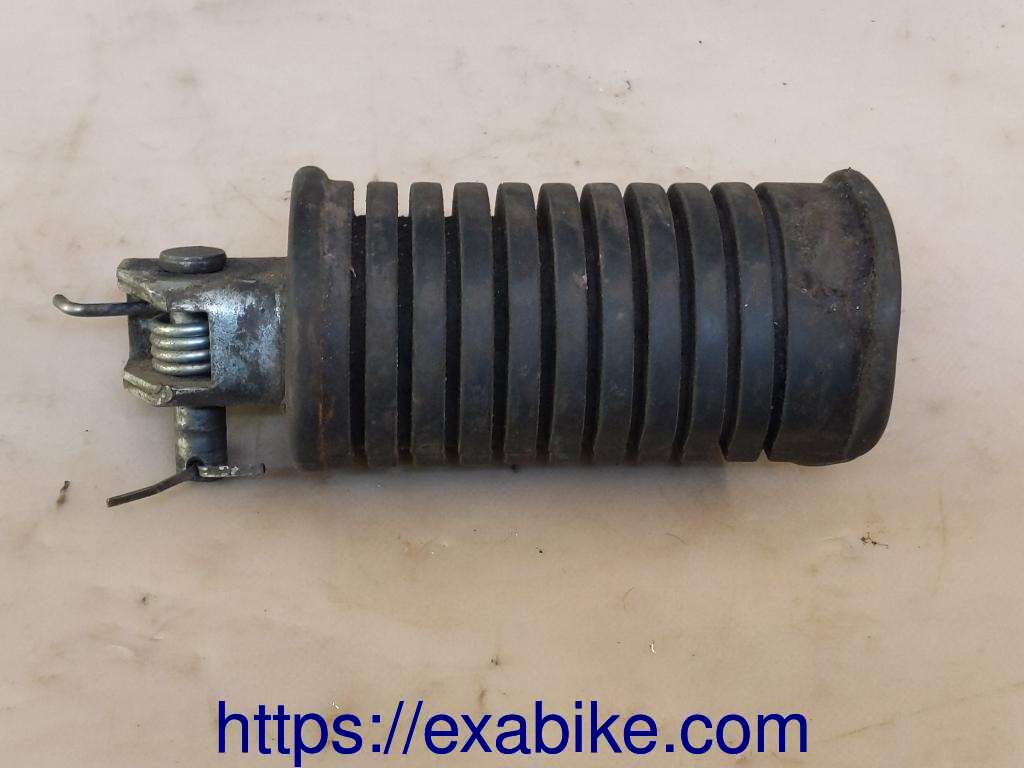 footrest, front right Suzuki GN 250 - photo 1