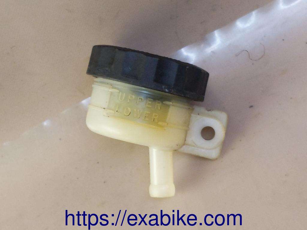 bocal de liquide de frein arrière Kawasaki ZXR 750 - photo 1