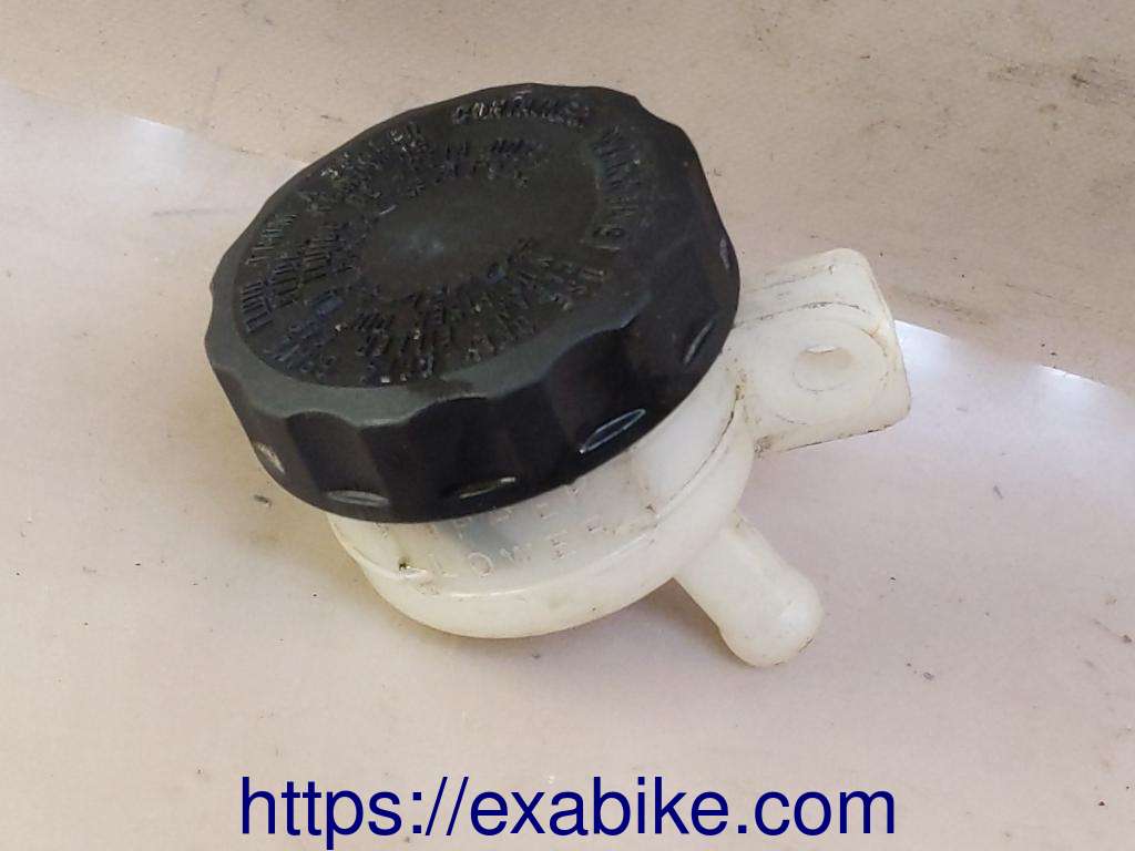 brake fluid reserve, rear Kawasaki GTR 1000 - photo 1