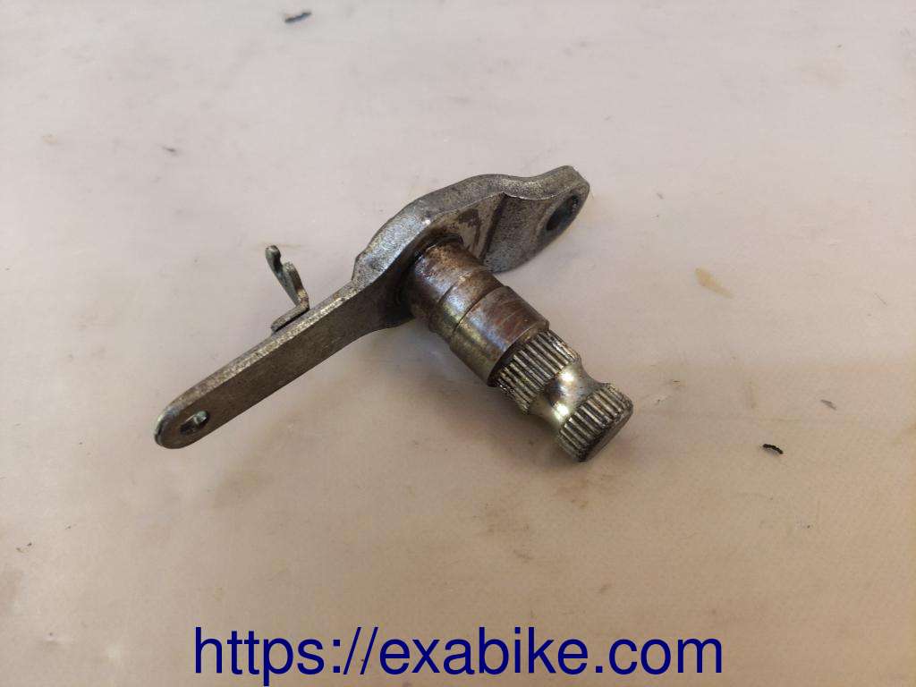 brake pedal axle Honda VFC 750 - photo 1