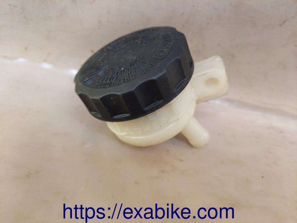 bocal de liquide de frein Kawasaki ZZR 1100 - photo 1