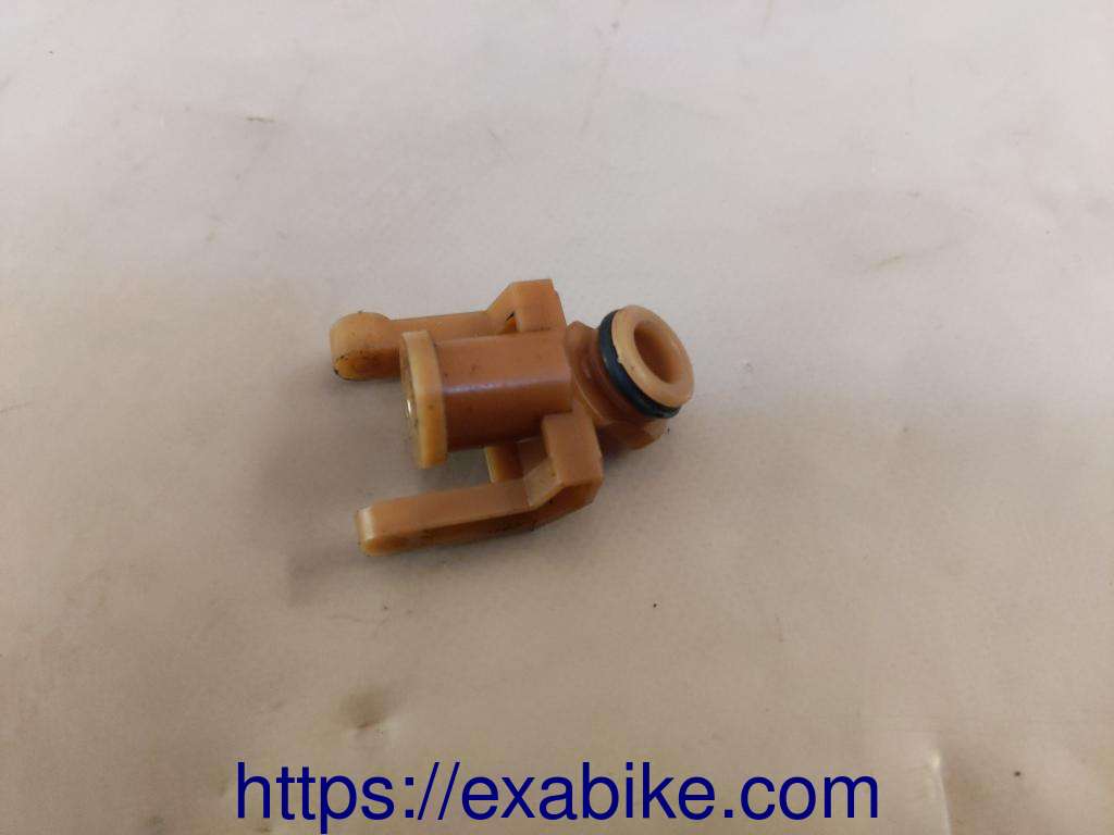 carburetor part Yamaha YZF 750 - photo 2