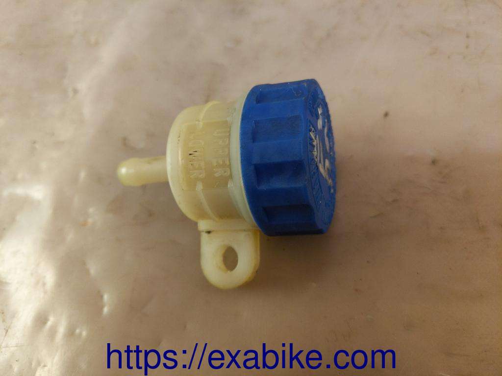 brake fluid reserve Yamaha DTR 125 - photo 1