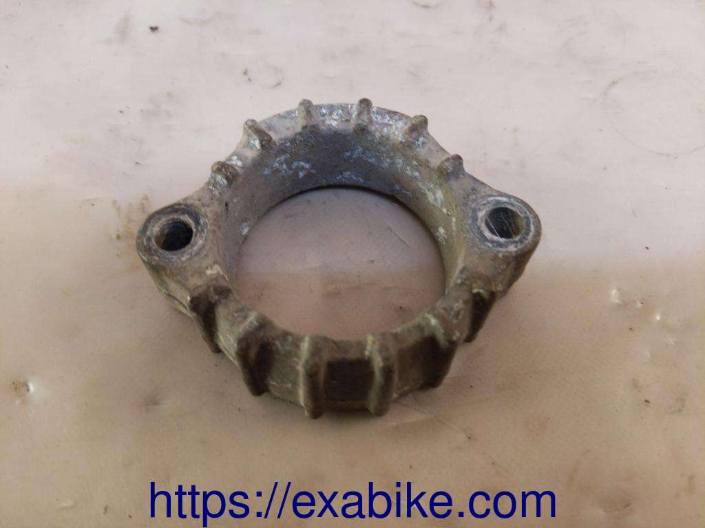 exhaust pipe flange Honda VT500E - photo 1