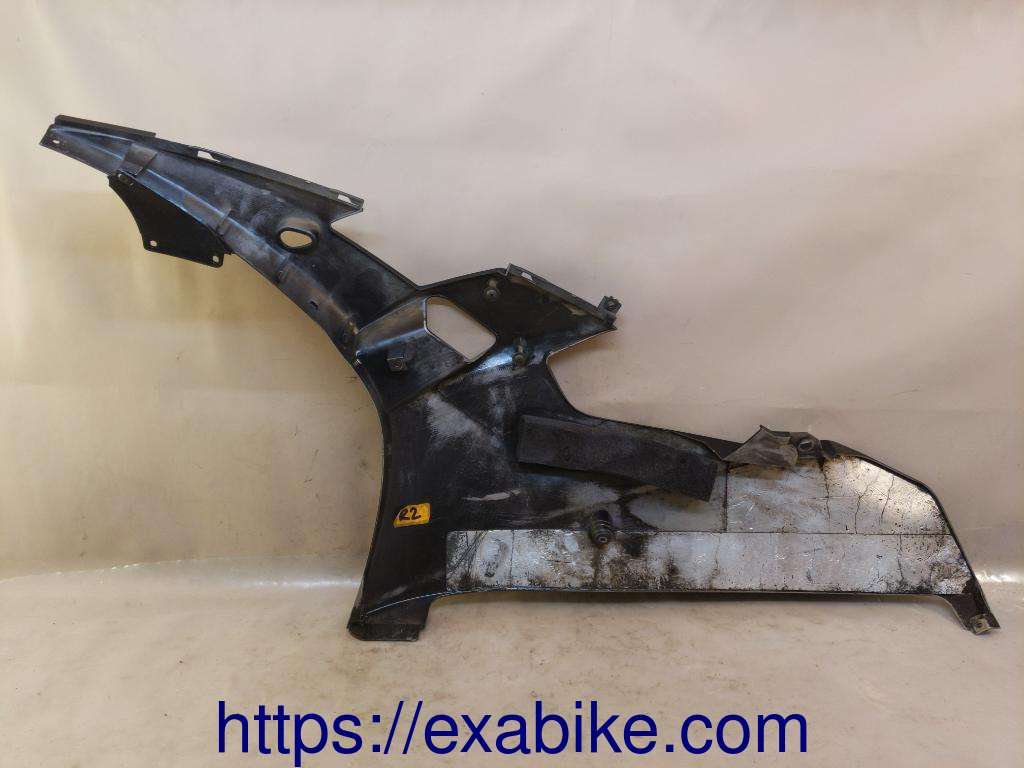 side fairing, right Yamaha R6 - photo 3