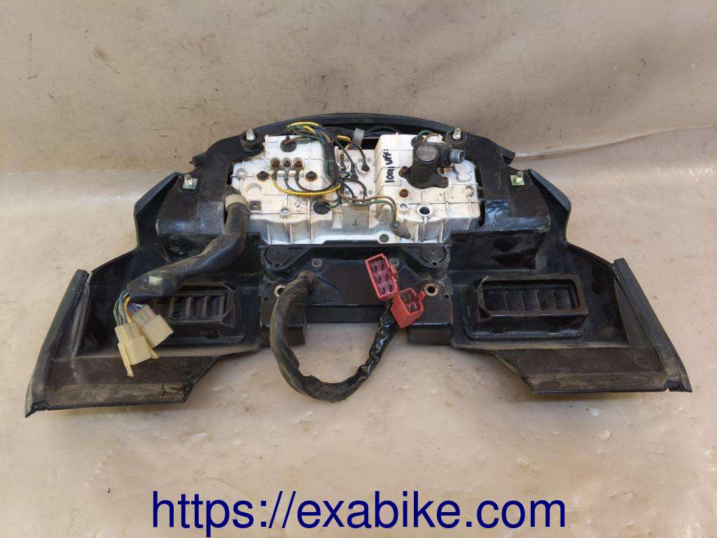 tableau de bord Honda VF1000F - photo 2