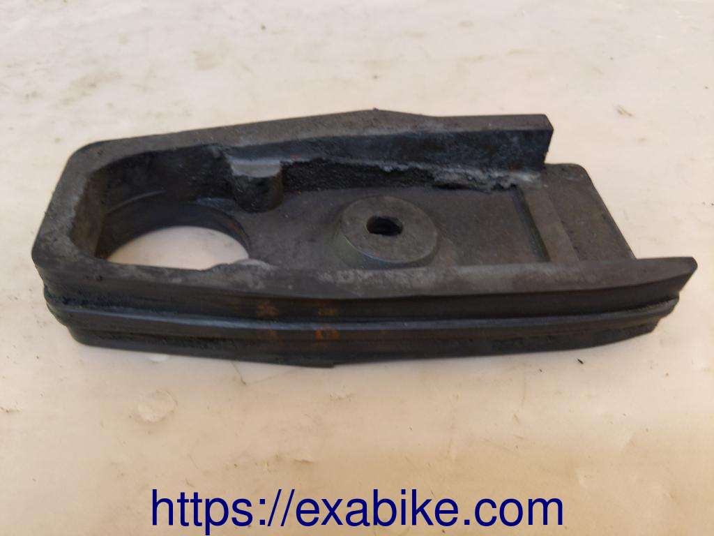 chain slider Suzuki GSXF 1100 - photo 1