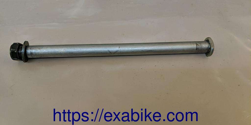 swingarm axle Yamaha 1000 Fazer - photo 1
