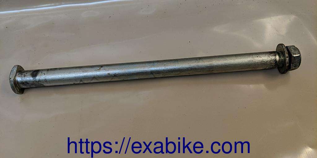 axe de bras oscillant Yamaha FZR 1000 - photo 1