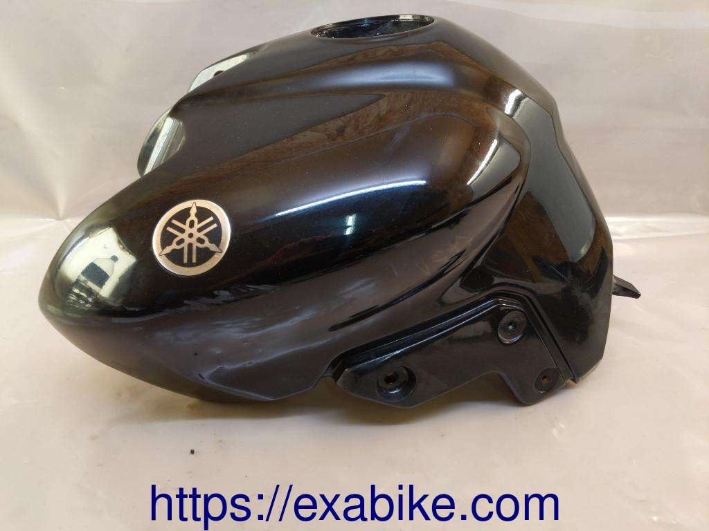 fuel tank Yamaha MT03 - photo 1