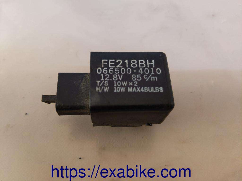 turn signal relay Yamaha MT03 - photo 1